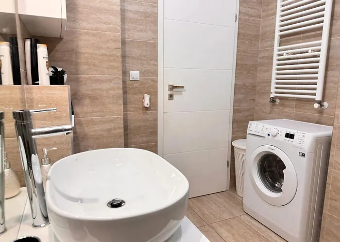 Platinia One Kaloşvar